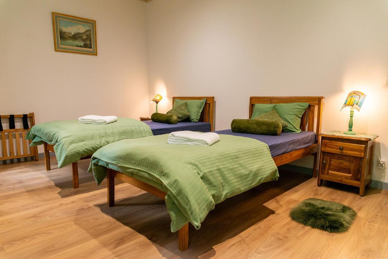 Sanskriti Hotel Scionzier Eksteriør billede
