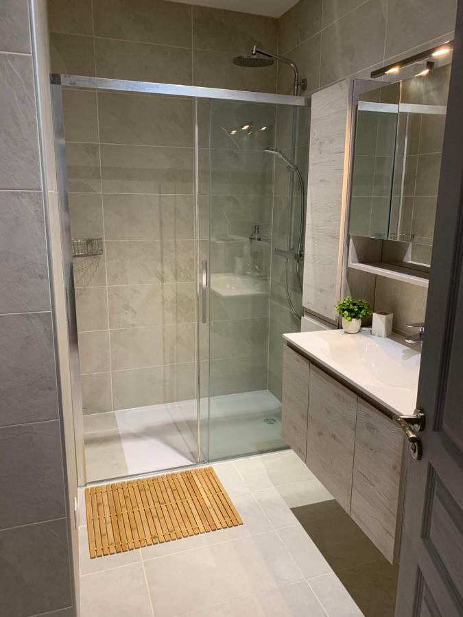 Sanskriti Hotel Scionzier Eksteriør billede
